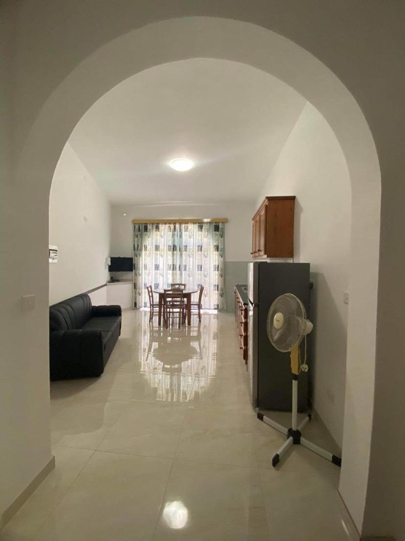 Sunset Seaview Apartments Marsalforn Exterior photo