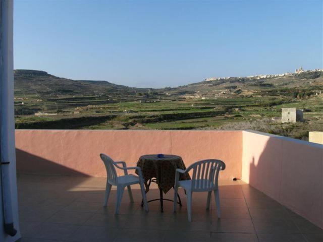 Sunset Seaview Apartments Marsalforn Room photo