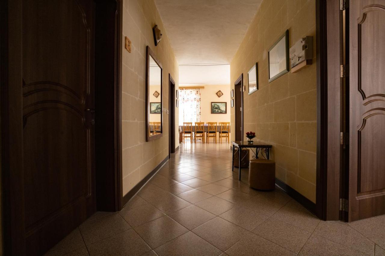 Sunset Seaview Apartments Marsalforn Exterior photo